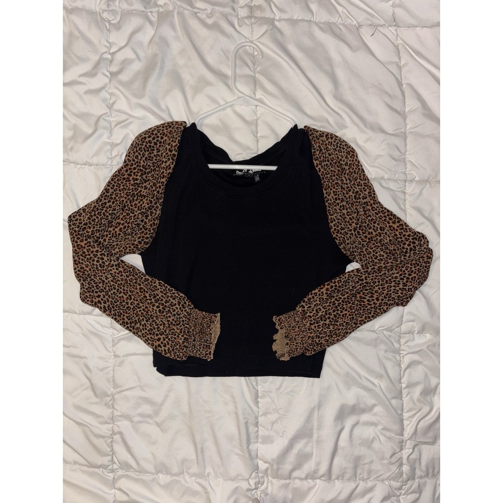 Women's Size L Business Casual Long Sleeve Shirt, Smocked Cuffs, Cheetah Print